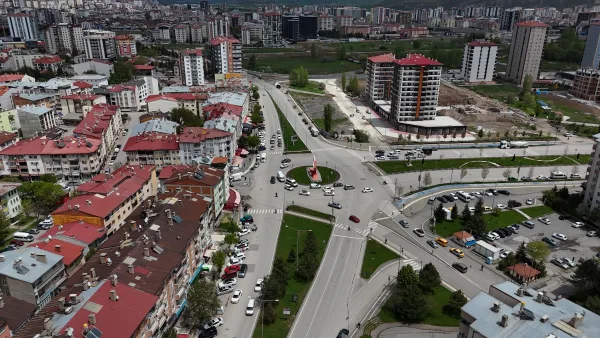 EMLAX'TAN YENİŞEHİR'DE SATILIK 4+1 DAİRE