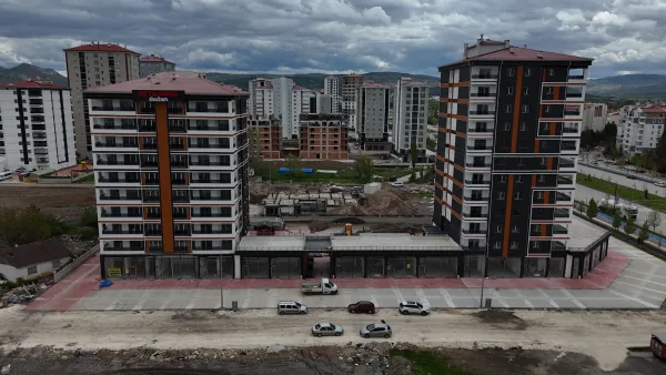 EMLAX'TAN YENİŞEHİR'DE SATILIK 4+1 DAİRE fotoğraf 2