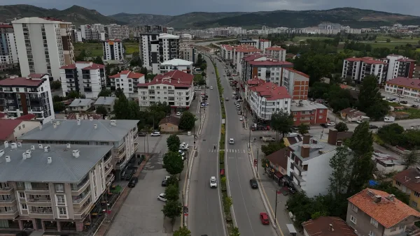 EMLAX’TAN BAĞDAT CADDESİNDE SATILIK DÜKKAN