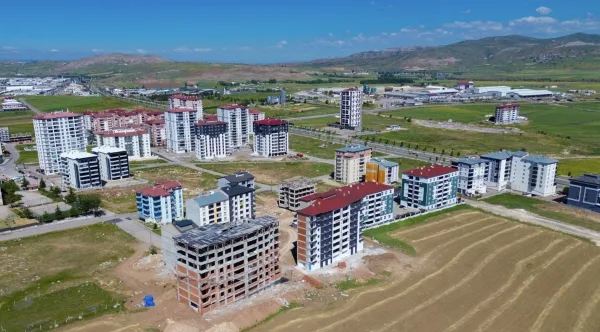 EMLAX’TAN KILAVUZDA SATILIK 3,5+1 DAİRELER