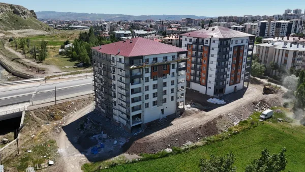 EMLAX’TAN MISMILIRMAK MAH. SATILIK SIFIR 3+1 LÜKS DAİRE!