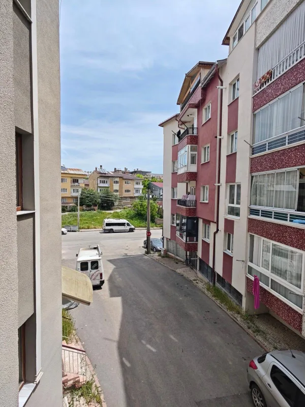 EMLAX'TAN ŞEHİR MERKEZİNDE SATILIK 3+1 ARA KAT DAİRE fotoğraf 32