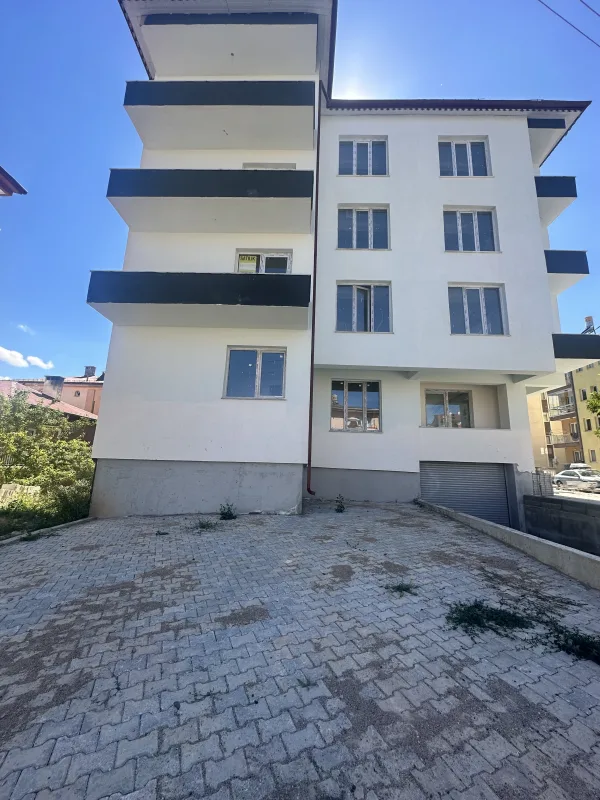 EMLAX’TAN EMEK MH.SATILIK 3+1 DAİRE